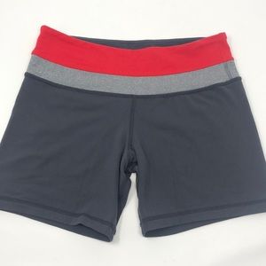 2/$35 Lululemon Boogie Shorts Size 4